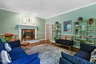 6 St James Pl, Chapel Hill, NC 27514 - Photo 10