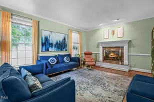 6 St James Pl, Chapel Hill, NC 27514 - Photo 8