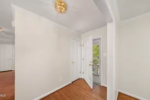 407 Overland Dr, Chapel Hill, NC 27517 - Photo 4