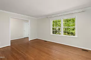 407 Overland Dr, Chapel Hill, NC 27517 - Photo 6