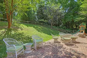 12 Lanier Dr, Chapel Hill, NC 27517 - Photo 16