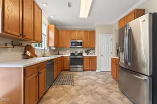 5612 Slaytenbush Ln, Durham, NC 27703 - Photo 12