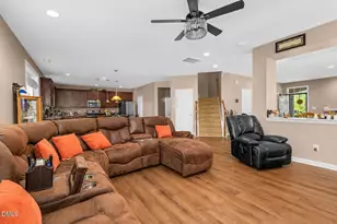 110 Green Willows Dr, Clayton, NC 27527 - Photo 6