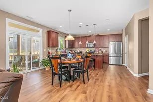 110 Green Willows Dr, Clayton, NC 27527 - Photo 6
