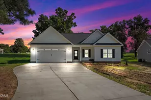 505 N Hillandale Dr, Fremont, NC 27830 - Photo 2