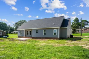 507 N Hillandale Dr, Fremont, NC 27830 - Photo 10