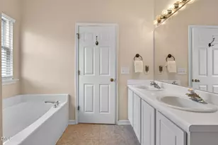 3113 Locust Grove Dr, Apex, NC 27539 - Photo 20