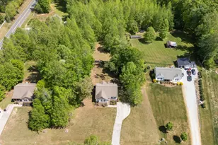 512 Bragg Ln, Hurdle Mills, NC 27541 - Photo 30