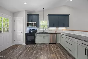 512 Bragg Ln, Hurdle Mills, NC 27541 - Photo 8