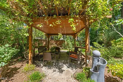 2112 Ridgefield Drive, Chapel Hill, NC 27517 - Photo 46