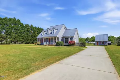 107 Lakeside Drive, Selma, NC 27576 - Photo 2