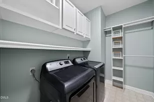 104 Fentress Ct, Cary, NC 27519 - Photo 18