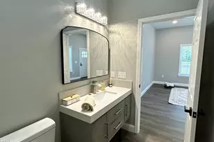 306 Martin Luther King Junior Dr, Smithfield, NC 27577 - Photo 8