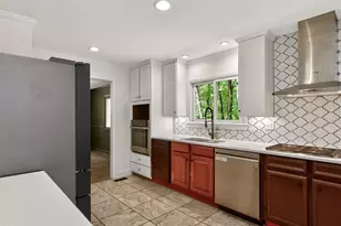 915 Dairyland Rd, Chapel Hill, NC 27516 - Photo 12
