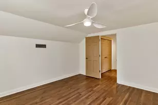 915 Dairyland Rd, Chapel Hill, NC 27516 - Photo 32
