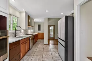 915 Dairyland Rd, Chapel Hill, NC 27516 - Photo 10