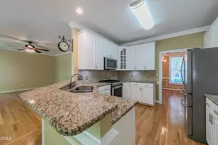 108 Ferncroft Ct, Cary, NC 27519 - Photo 22