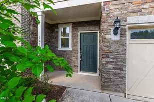 106 Pleasant Glen Ln, Apex, NC 27539 - Photo 4