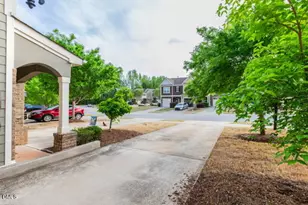 106 Pleasant Glen Ln, Apex, NC 27539 - Photo 6
