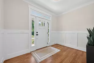 5221 Stream Bank Ct, Raleigh, NC 27603 - Photo 2