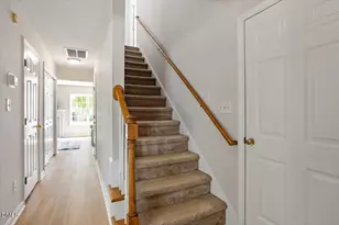 528 Arbor Creek Dr, Holly Springs, NC 27540 - Photo 6