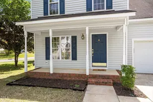 528 Arbor Creek Dr, Holly Springs, NC 27540 - Photo 4