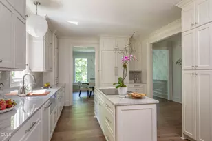 1526 Brooks Ave, Raleigh, NC 27607 - Photo 22