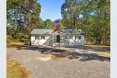 3137 Parkwood Drive, Sanford, NC 27332 - Photo 2