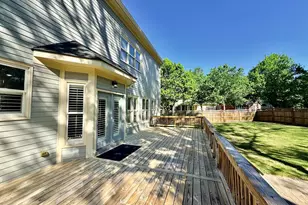 101 Olivepark Dr, Holly Springs, NC 27540 - Photo 14