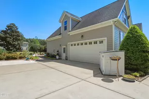 1304 Golden Bluff Ln, Fuquay Varina, NC 27526 - Photo 38