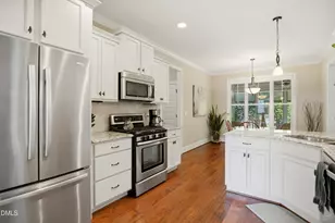 1304 Golden Bluff Ln, Fuquay Varina, NC 27526 - Photo 14