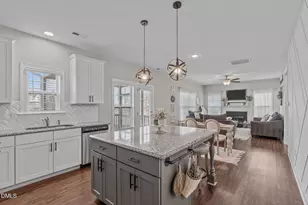 805 Buckner Ct, Fuquay Varina, NC 27526 - Photo 20