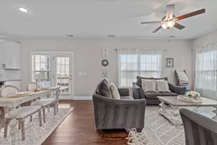 805 Buckner Ct, Fuquay Varina, NC 27526 - Photo 14