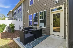 1016 Pershing Glen Ct, Morrisville, NC 27560 - Photo 4