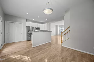 4718 Longhill Ln, Raleigh, NC 27612 - Photo 12