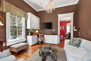 225 Elm St, Raleigh, NC 27601 - Photo 8