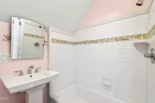 225 Elm St, Raleigh, NC 27601 - Photo 16