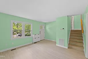 7921 Castlelake Ct, Raleigh, NC 27615 - Photo 14
