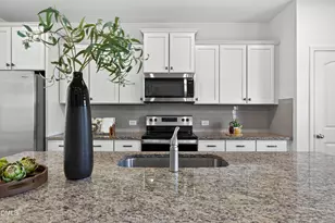 79 Curling Crk Dr, Clayton, NC 27527 - Photo 8