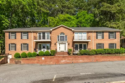 1515 E Franklin Street #13, Chapel Hill, NC 27514 - Photo 2