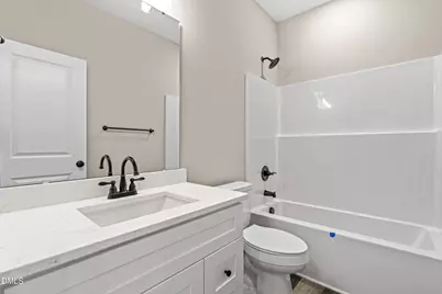 506 E Townsend Street, Dunn, NC 28334 - Photo 14