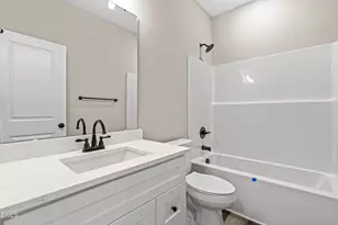 506 E Townsend St, Dunn, NC 28334 - Photo 14