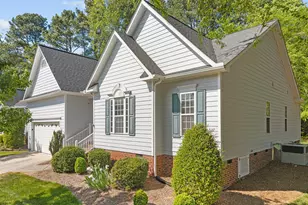 102 Latta Cir, Durham, NC 27712 - Photo 2