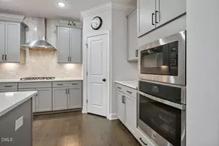 2016 Delaney Hills Ln, Fuquay Varina, NC 27526 - Photo 16