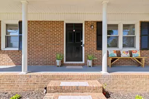 117 Holly Ave, Dunn, NC 28334 - Photo 6