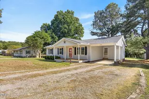 1020 Jackson Royster Rd, Henderson, NC 27537 - Photo 2