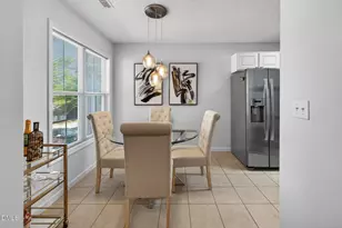 2400 Huntscroft Ln, Raleigh, NC 27617 - Photo 16