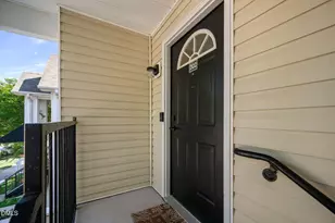 2400 Huntscroft Ln, Raleigh, NC 27617 - Photo 32