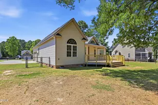 206 Laurel Dr, Pikeville, NC 27863 - Photo 10