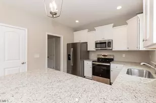 705 E Spruce St, Goldsboro, NC 27530 - Photo 8